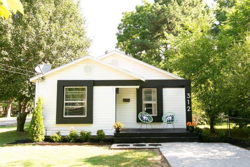 The Willa On 7Th, Located In Downtown Bentonville! Экстерьер фото