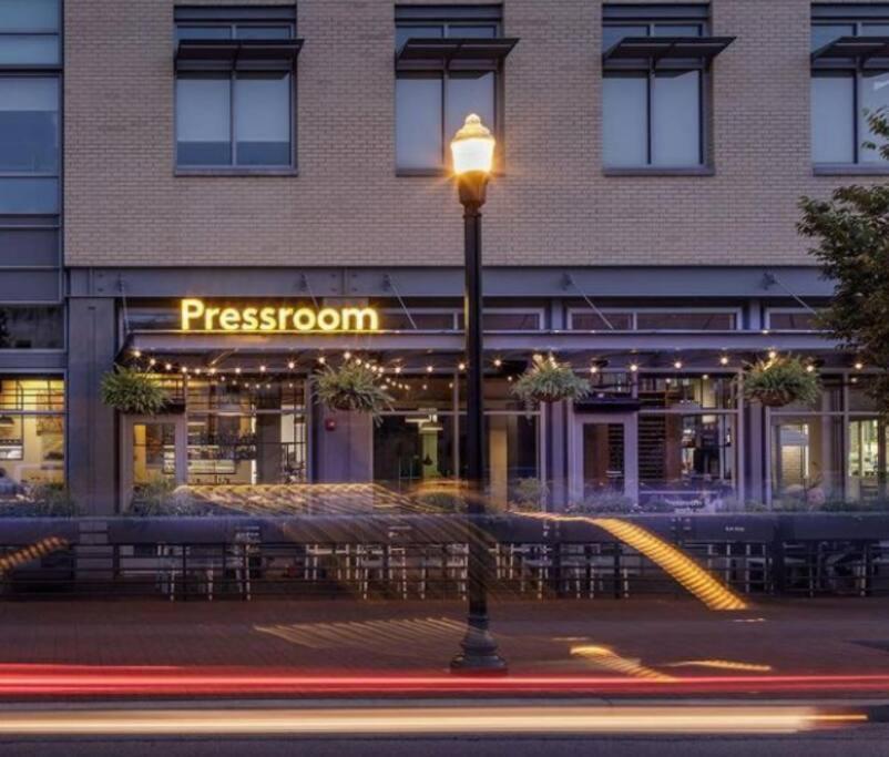 The Willa On 7Th, Located In Downtown Bentonville! Экстерьер фото